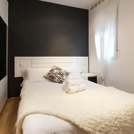 Apartamentos Day Madrid Ildefonso Centro Gran Via Sol Malasana Esterno foto