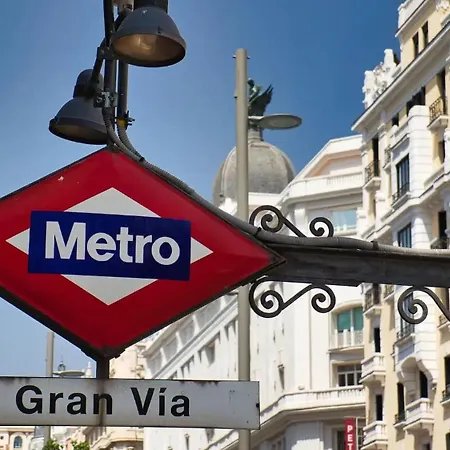 Apartamentos Day Madrid Ildefonso Centro Gran Via Sol Malasana Esterno foto